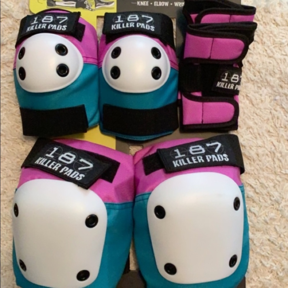 skate pads!!